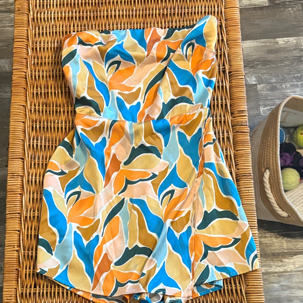 Lulu's Multicolor Strapless Romper